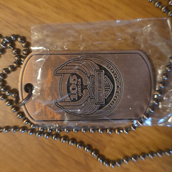 Harley-Davidson 105th Anniversary Gold Dog Tag - Picture 4 of 4